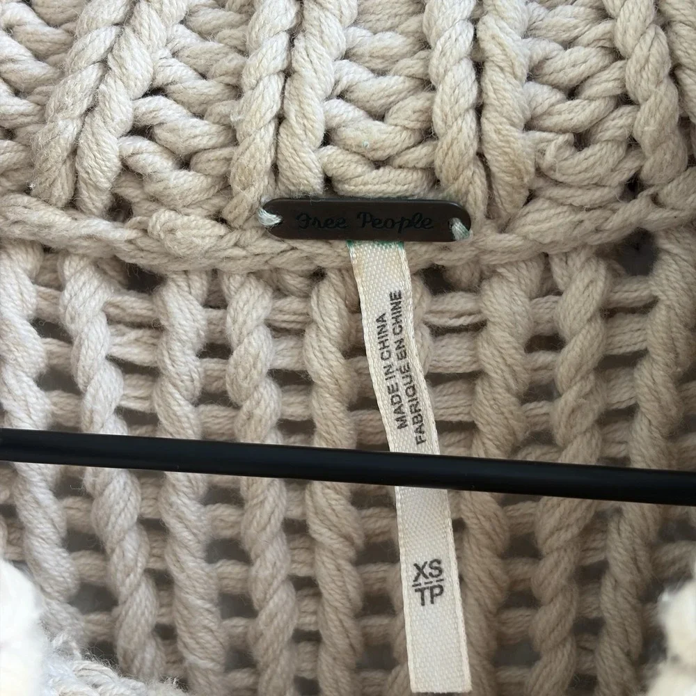 Free People Sweater Women's XS Beige My‎ Only Sunshine Chunky Knit Pullover